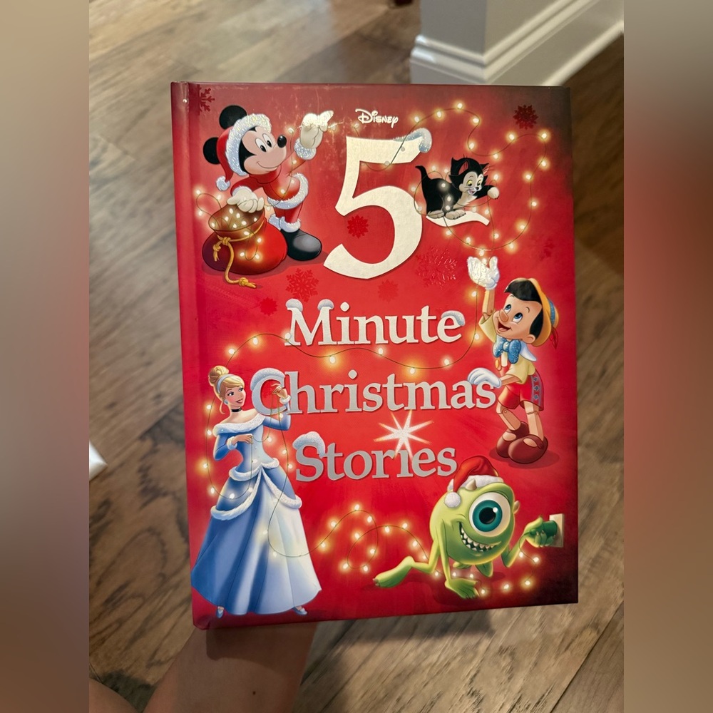 Disney 5 Minute Stories: 5 Minute Christmas Stories